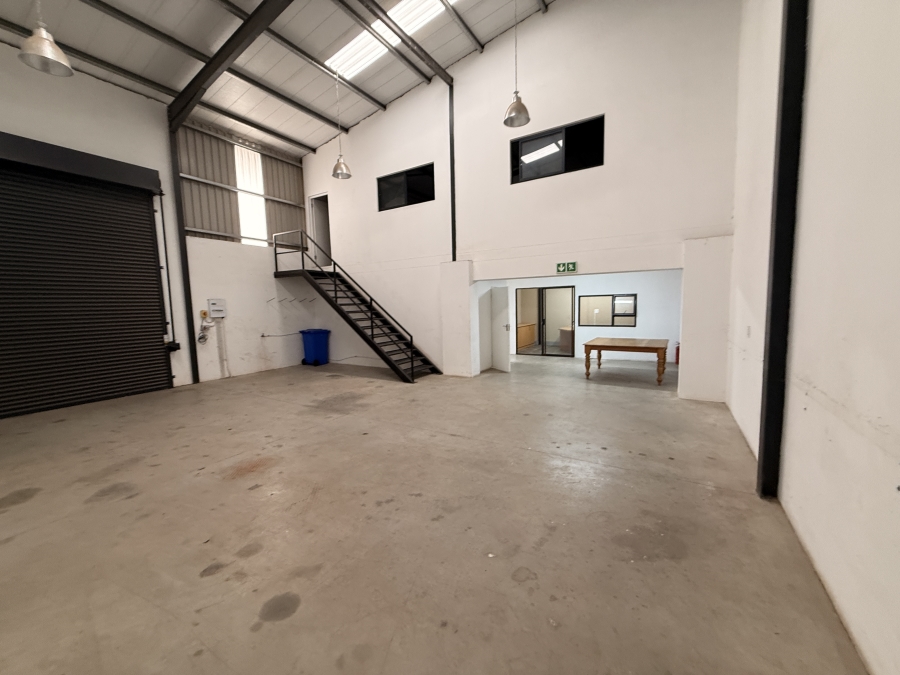 To Let Commercial Property for Rent in Rivergate Western Cape